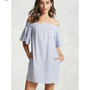 Off the Shoulder Stripped Dress